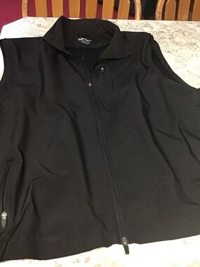 Walter Hagen Black Zip-Front Men's Vest